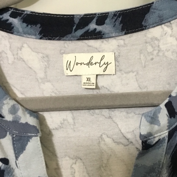 Wonderly Blue XL Knit Tiered Shirt~Button-up Front - Picture 5 of 6